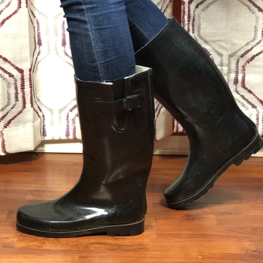 Black Rain Boots
